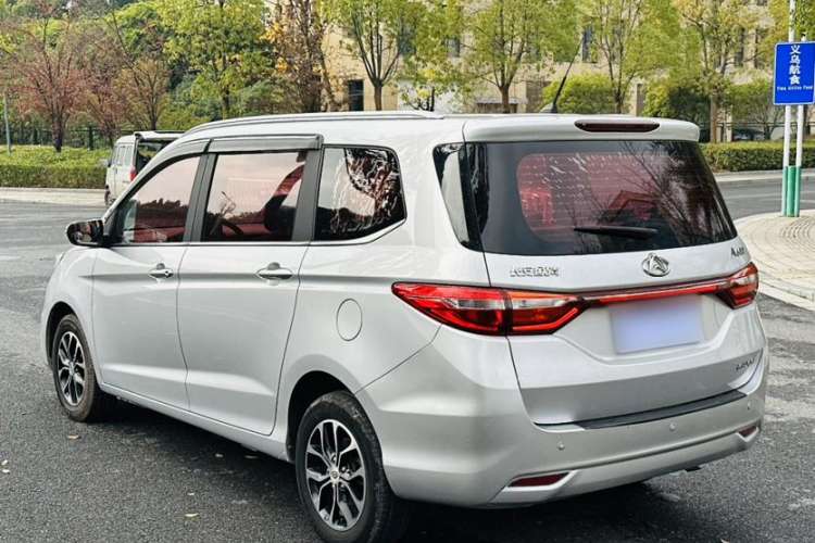 Used CHANGAN KAICHENG Oushang A600 2018 1.5L Manual Luxury Model Exterior 4