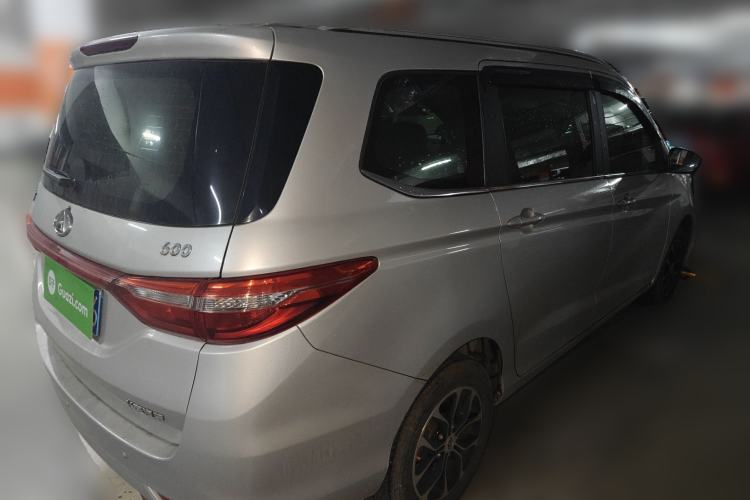Used CHANGAN KAICHENG Oushang A600 2018 1.5L Manual Luxury Model Exterior 5