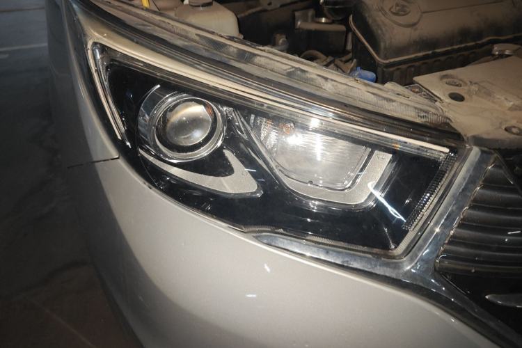 Used CHANGAN KAICHENG Oushang A600 2018 1.5L Manual Luxury Model Exterior 6
