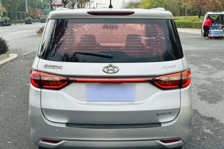 Used CHANGAN KAICHENG Oushang A600 2018 1.5L Manual Luxury Model Exterior 6