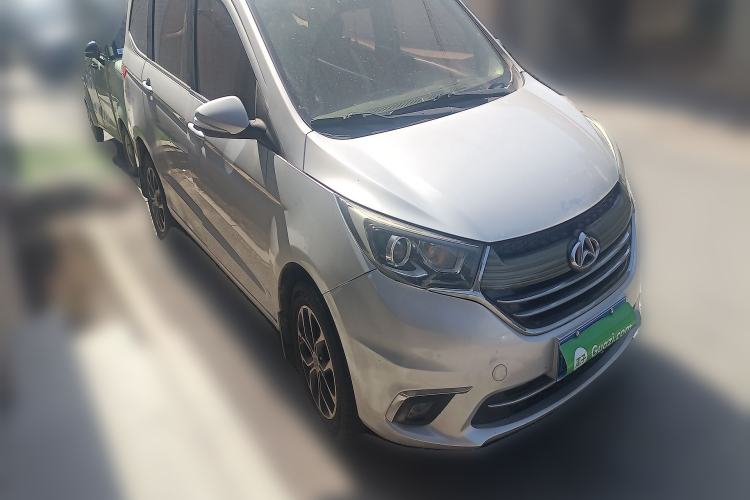 Used CHANGAN KAICHENG Oushang A600 2018 1.5L Manual Luxury Model Front Right 45 Deg