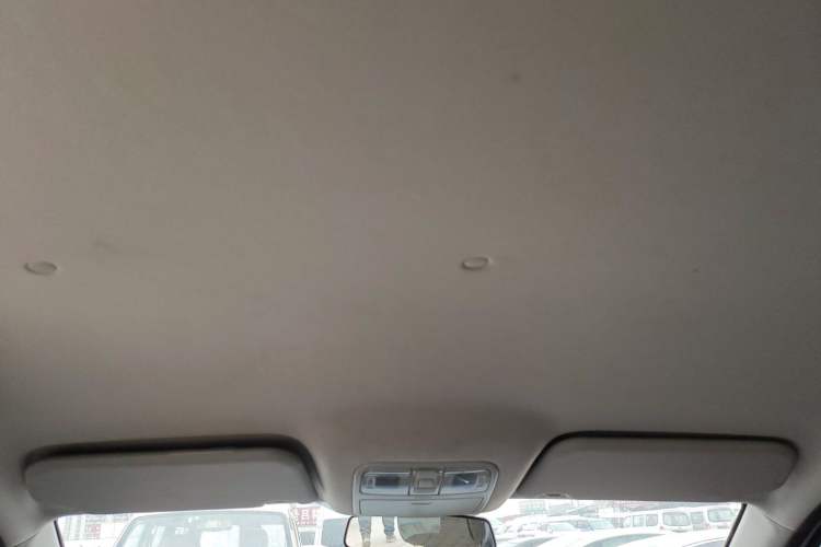 Used CHANGAN KAICHENG Oushang A600 2018 1.5L Manual Elite Version Headliner