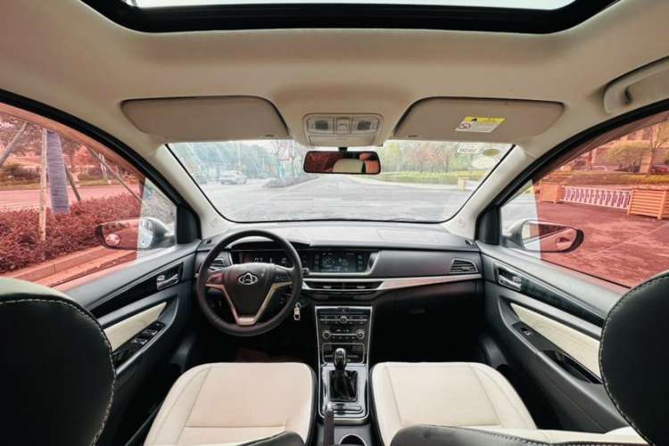 Used CHANGAN KAICHENG Oushang A600 2018 1.5L Manual Luxury Model Interior 2