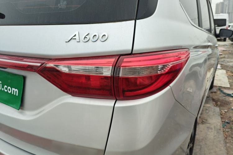 Used CHANGAN KAICHENG Oushang A600 2018 1.5L Manual Elite Version Right Rear Taillight