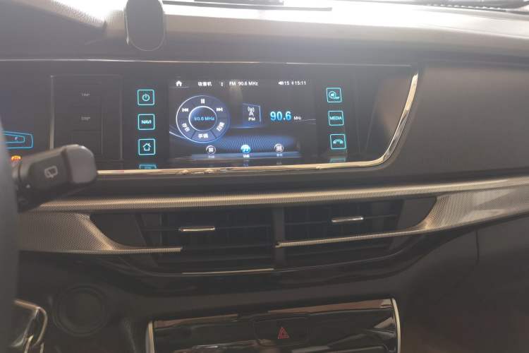 Used CHANGAN KAICHENG Oushang A600 2018 1.5L Manual Luxury Model Audio And AC Panel