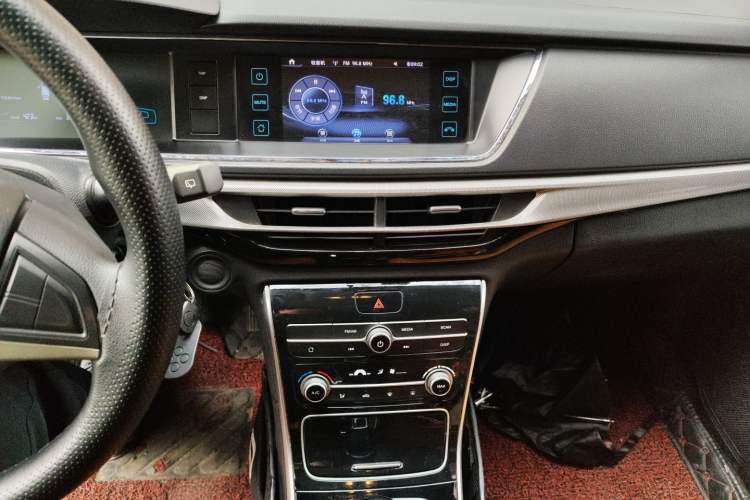 Used CHANGAN KAICHENG Oushang A600 2018 1.5L Manual Elite Version Audio And AC Panel