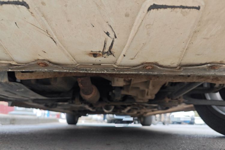 Used CHANGAN KAICHENG Oushang A600 2018 1.5L Manual Luxury Model Chassis Front
