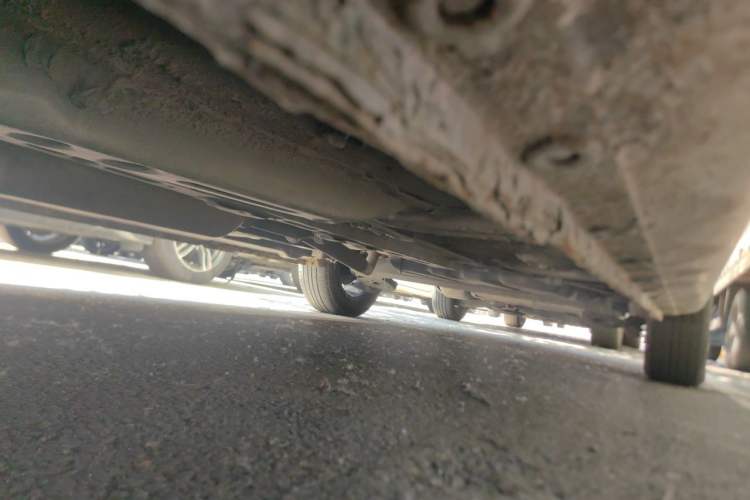 Used CHANGAN KAICHENG Oushang A600 2018 1.5L Manual Elite Version Chassis Front Left