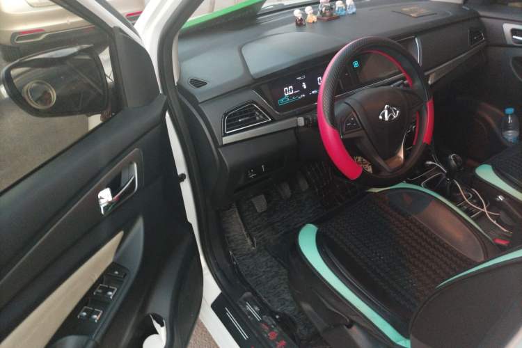 Used CHANGAN KAICHENG Oushang A600 2018 1.5L Manual Elite Version Driver Seat