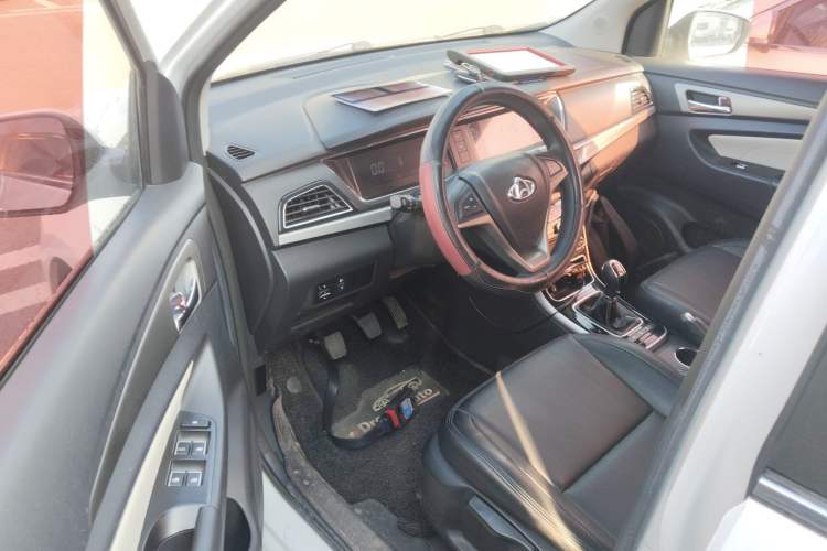Used CHANGAN KAICHENG Oushang A600 2018 1.5L Manual Elite Version Driver Seat