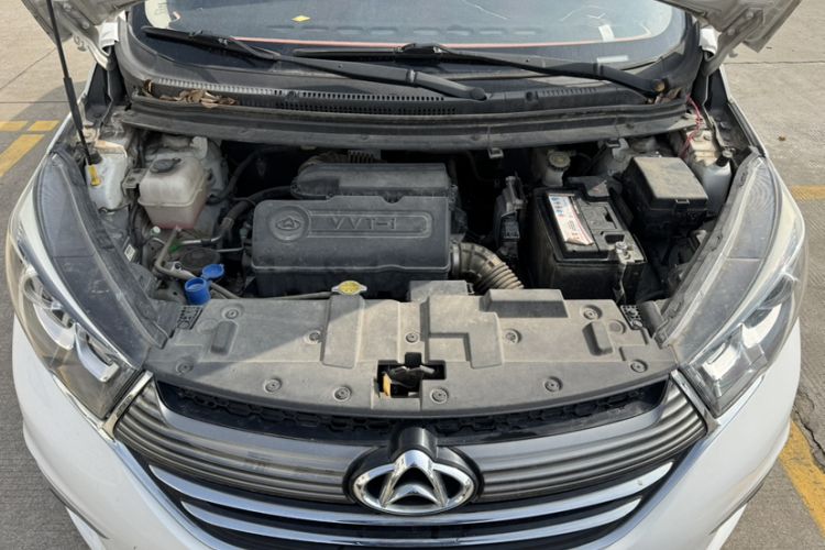 Used CHANGAN KAICHENG Oushang A600 2018 1.5L Manual Luxury Model Engine Bay