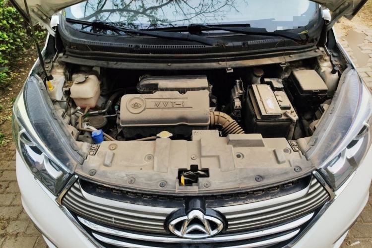 Used CHANGAN KAICHENG Oushang A600 2018 1.5L Manual Elite Version Engine Bay
