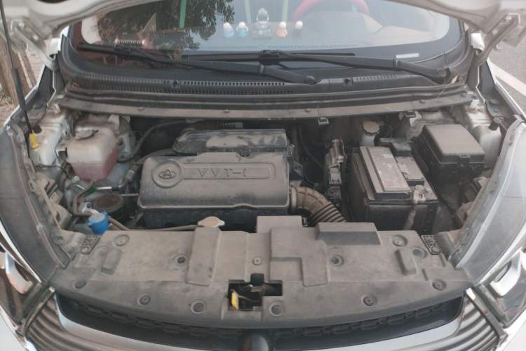 Used CHANGAN KAICHENG Oushang A600 2018 1.5L Manual Elite Version Engine Bay