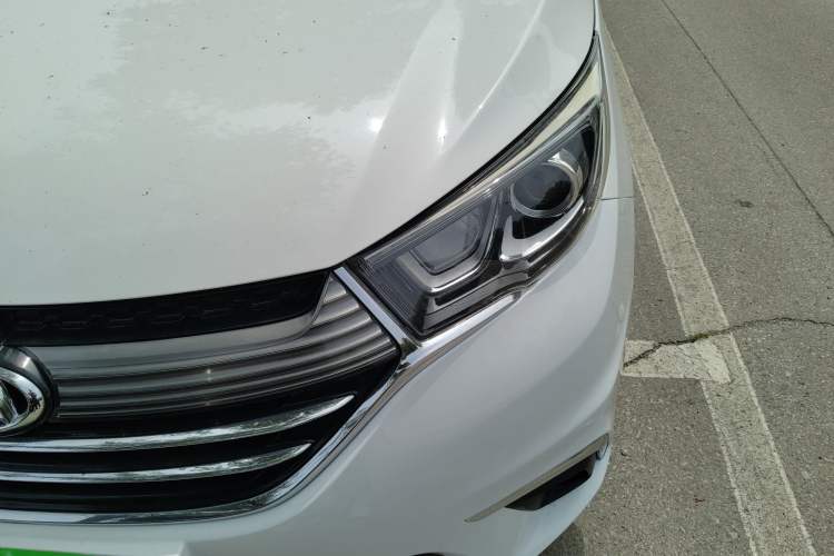 Used CHANGAN KAICHENG Oushang A600 2018 1.5L Manual Elite Version Exterior 8