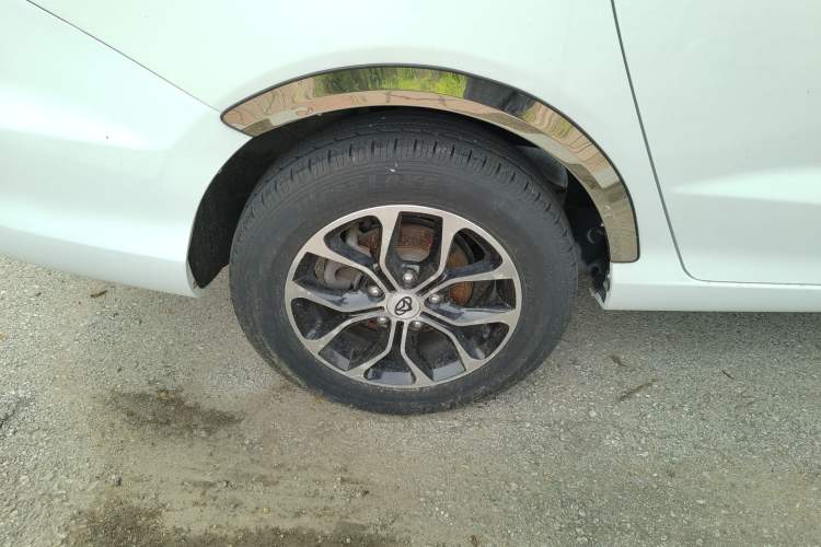 Used CHANGAN KAICHENG Oushang A600 2018 1.5L Manual Elite Version Exterior 9