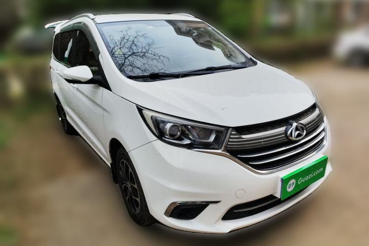 Used CHANGAN KAICHENG Oushang A600 2018 1.5L Manual Elite Version Front Right 45 Deg