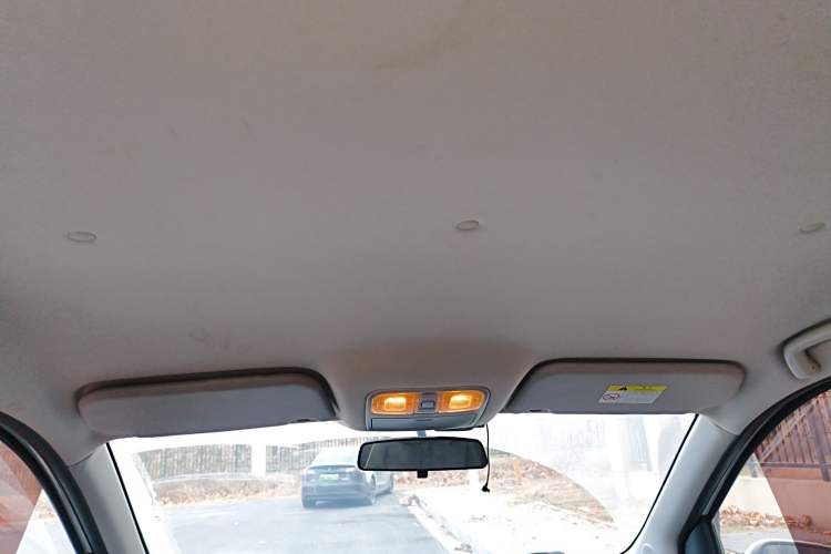 Used CHANGAN KAICHENG Oushang A600 2018 1.6L Automatic Elite Model Headliner