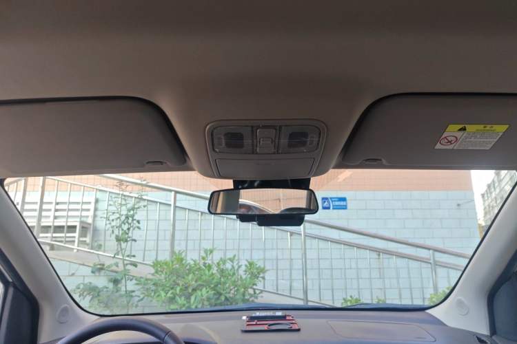 Used CHANGAN KAICHENG Oushang A600 2018 1.5L Manual Luxury Model Headliner
