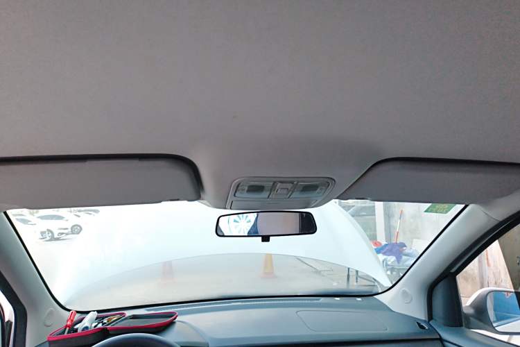 Used CHANGAN KAICHENG Oushang A600 2018 1.5L Manual Elite Version Headliner