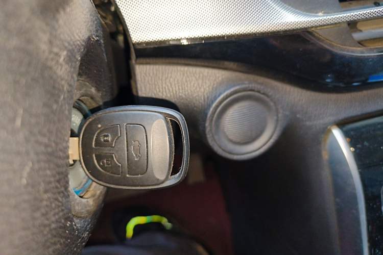 Used CHANGAN KAICHENG Oushang A600 2018 1.6L Automatic Elite Model Interior 1