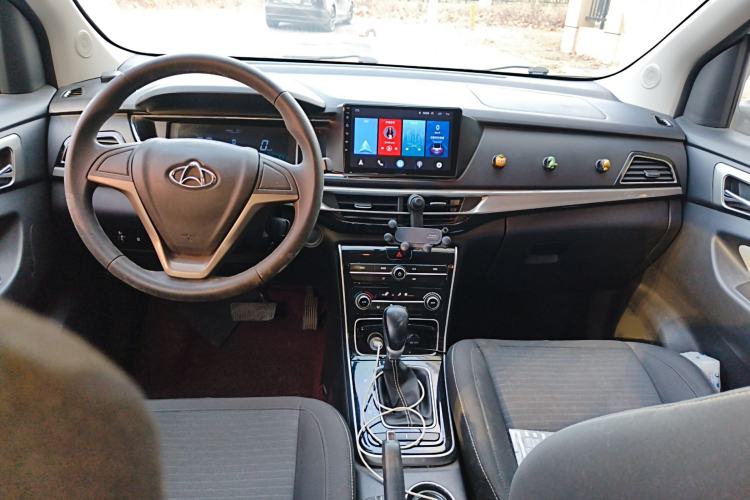 Used CHANGAN KAICHENG Oushang A600 2018 1.6L Automatic Elite Model Interior 2