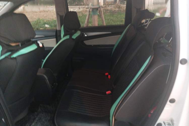 Used CHANGAN KAICHENG Oushang A600 2018 1.5L Manual Elite Version Left Rear Seat