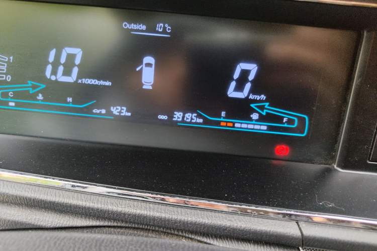 Used CHANGAN KAICHENG Oushang A600 2018 1.5L Manual Elite Version Odometer Close Up
