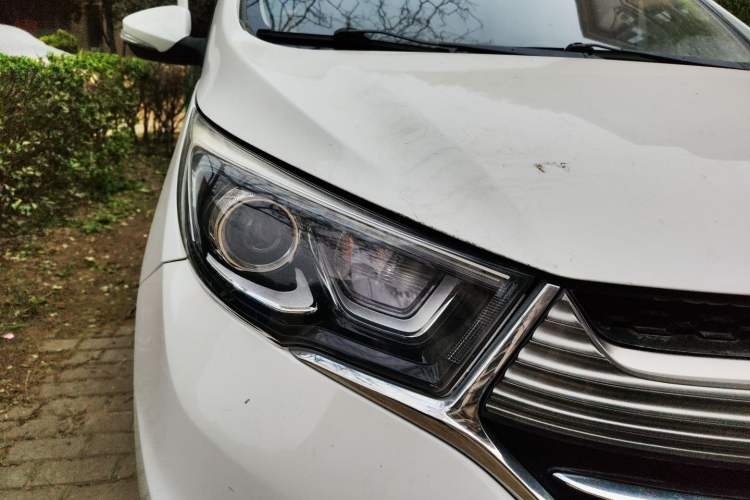 Used CHANGAN KAICHENG Oushang A600 2018 1.5L Manual Elite Version Right Front Headlight