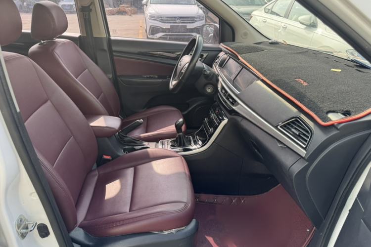 Used CHANGAN KAICHENG Oushang A600 2018 1.5L Manual Luxury Model Right Front Seat