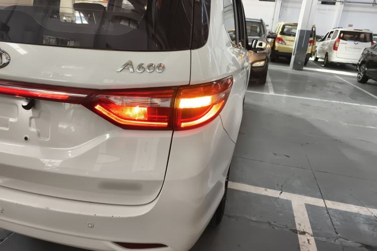 Used CHANGAN KAICHENG Oushang A600 2018 1.5L Manual Elite Version Right Rear Taillight