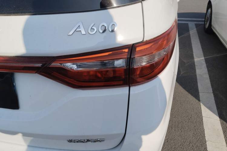 Used CHANGAN KAICHENG Oushang A600 2018 1.5L Manual Elite Version Right Rear Taillight