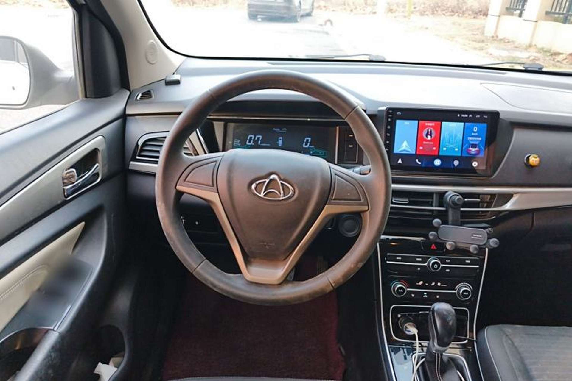 Used CHANGAN KAICHENG Oushang A600 2018 1.6L Automatic Elite Model Steering Wheel
