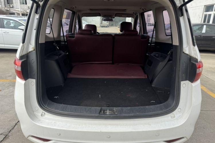 Used CHANGAN KAICHENG Oushang A600 2018 1.5L Manual Luxury Model Trunk
