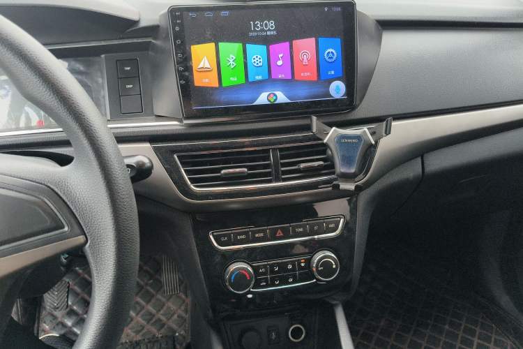 Used CHANGAN KAICHENG Oushang A600 2019 1.5L Manual Comfort Version Audio And AC Panel