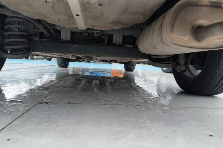 Used CHANGAN KAICHENG Oushang A600 2019 1.5L Manual Comfort Version Chassis Rear
