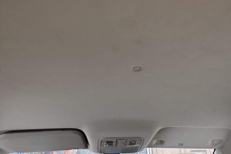 Used CHANGAN KAICHENG Oushang A600 2019 1.5L Manual Comfort Version Headliner