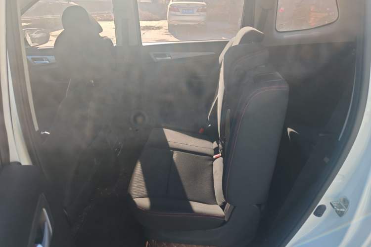 Used CHANGAN KAICHENG Oushang A600 2019 1.5L Manual Comfort Version Interior 1