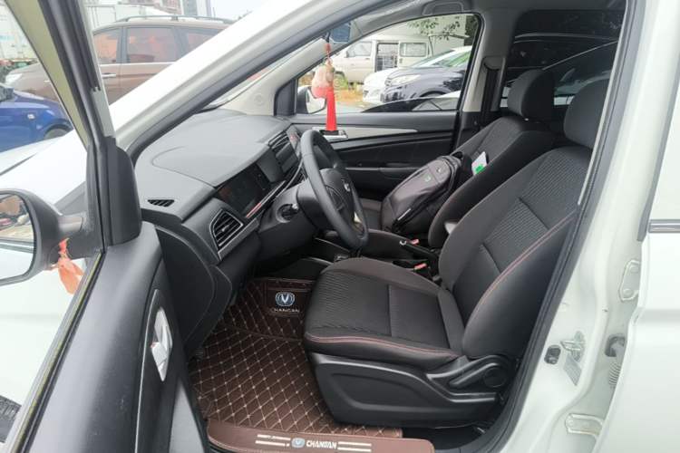 Used CHANGAN KAICHENG Oushang A600 2019 1.5L Manual Comfort Version Left Front Seat