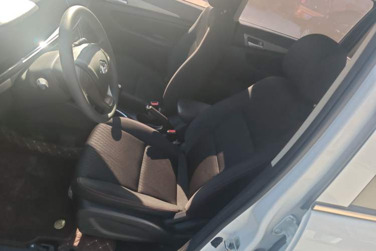 Used CHANGAN KAICHENG Oushang A600 2019 1.5L Manual Comfort Version Left Front Seat