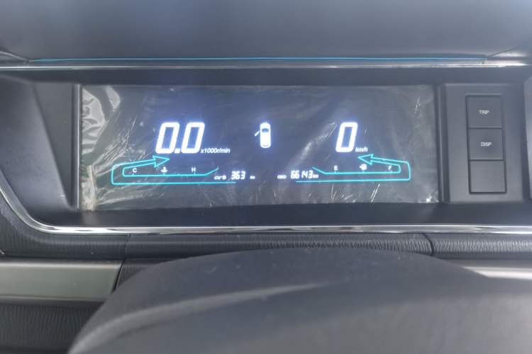 Used CHANGAN KAICHENG Oushang A600 2019 1.5L Manual Comfort Version Odometer Close Up