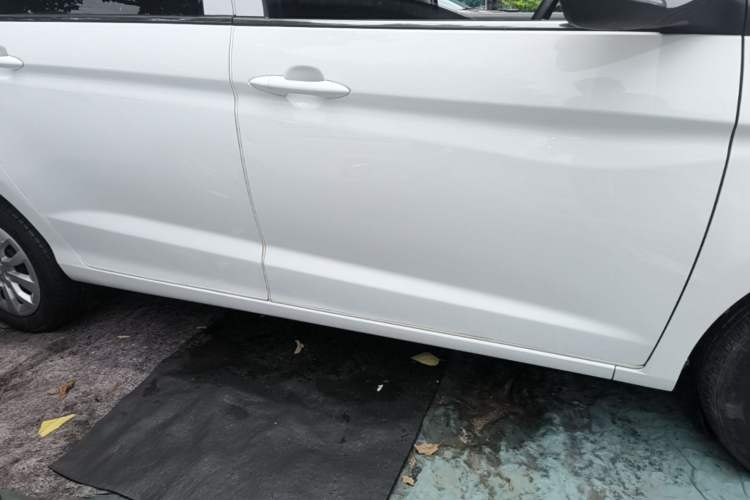 Used CHANGAN KAICHENG Oushang A600 2019 1.5L Manual Comfort Version Right Side Sill