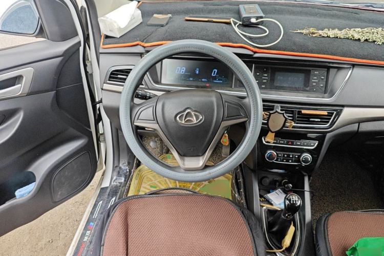 Used CHANGAN KAICHENG Oushang A600 2019 1.5L Manual Comfort Version Steering Wheel