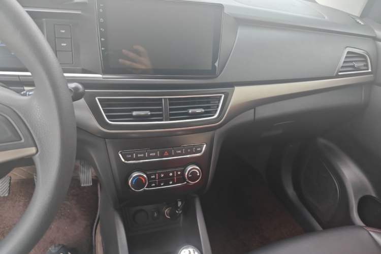 Used CHANGAN KAICHENG Oushang A600 2020 1.5L Manual Entrepreneurial Model Audio And AC Panel