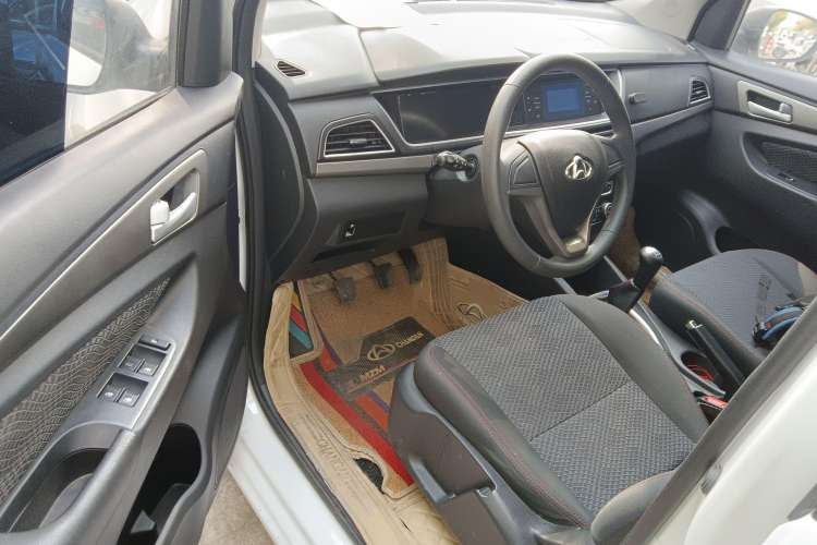Used CHANGAN KAICHENG Oushang A600 2020 1.5L Manual Entrepreneurial Model Driver Seat