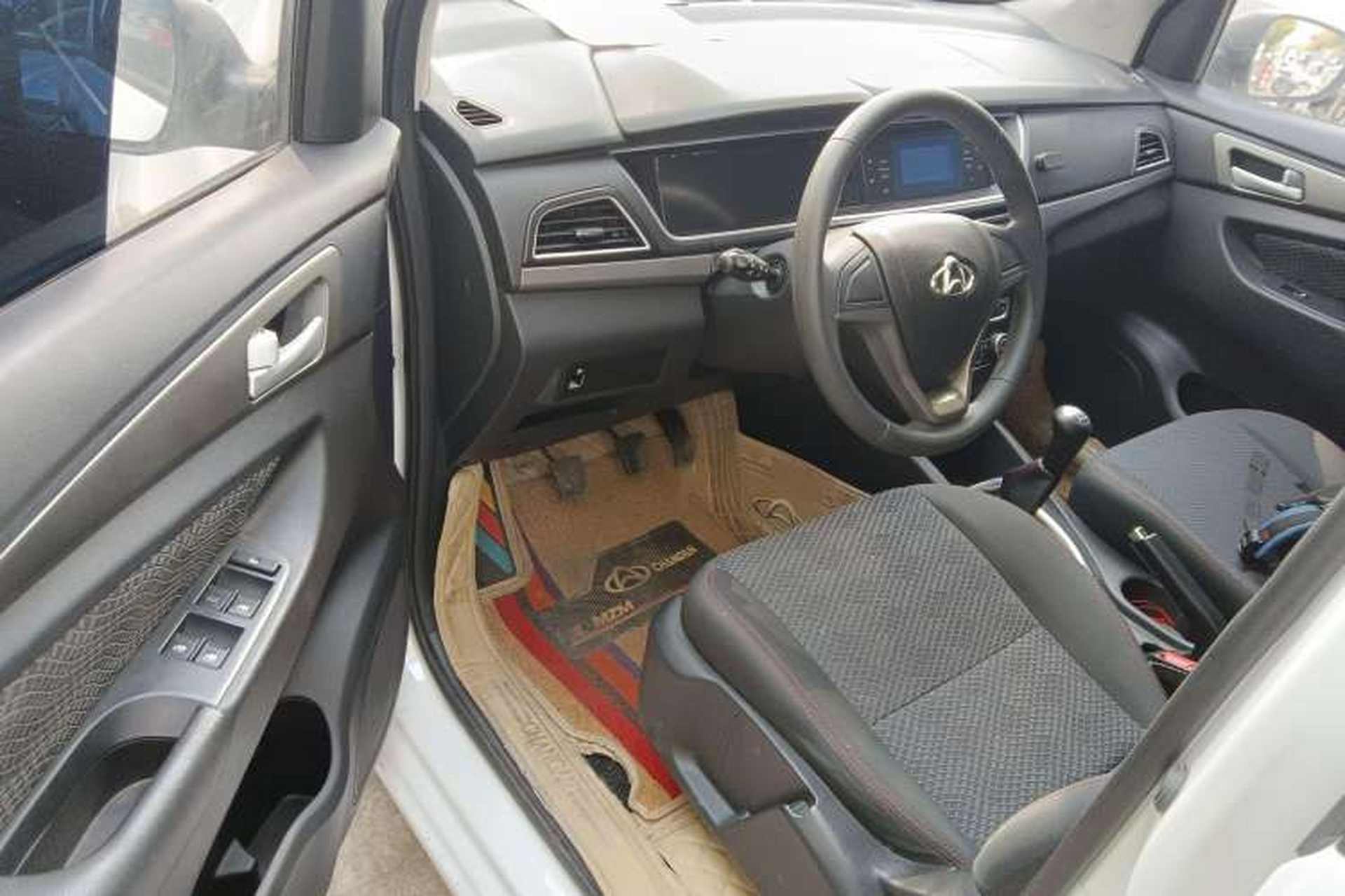 Used CHANGAN KAICHENG Oushang A600 2020 1.5L Manual Entrepreneurial Model Driver Seat