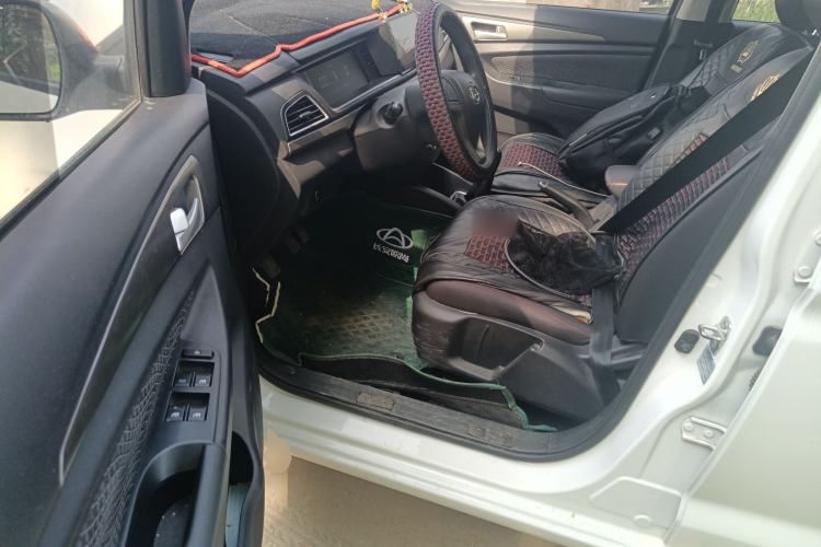 Used CHANGAN KAICHENG Oushang A600 2020 1.5L Manual Entrepreneurial Model Driver Seat