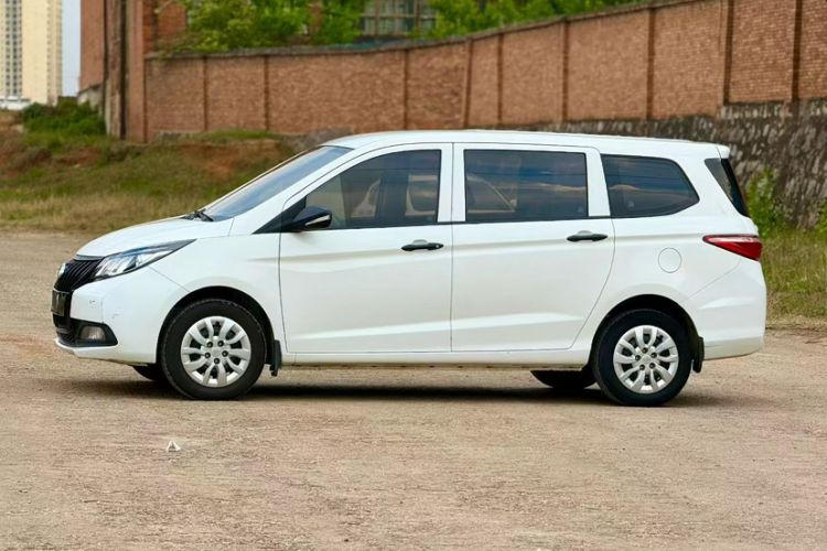 Used CHANGAN KAICHENG Oushang A600 2020 1.5L Manual Entrepreneurial Model Exterior 2