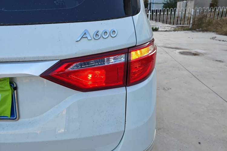 Used CHANGAN KAICHENG Oushang A600 2020 1.5L Manual Entrepreneurial Model Exterior 6