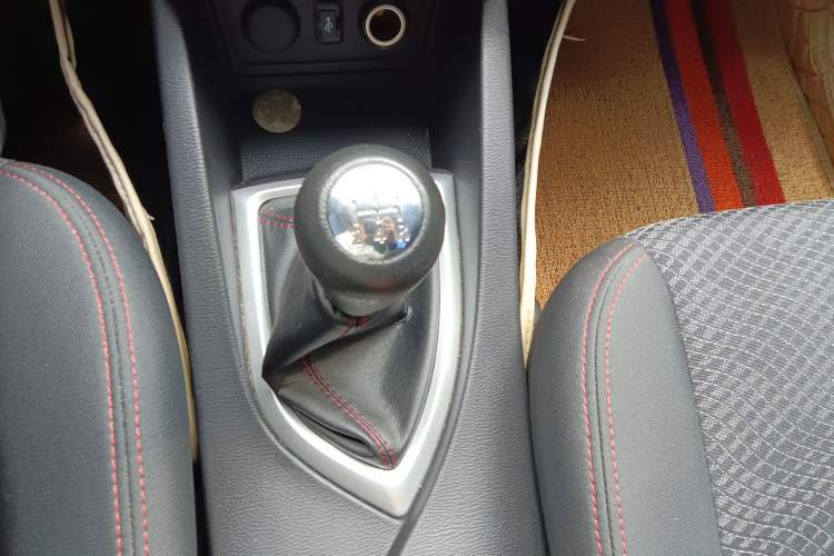 Used CHANGAN KAICHENG Oushang A600 2020 1.5L Manual Entrepreneurial Model Gear Lever
