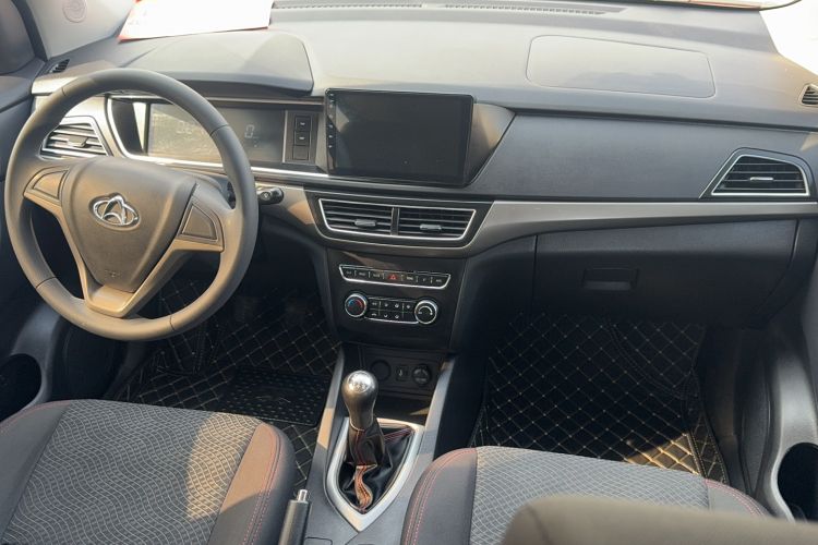 Used CHANGAN KAICHENG Oushang A600 2020 1.5L Manual Entrepreneurial Model Interior 2